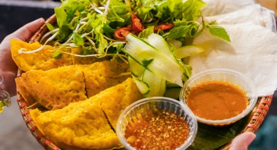 Bánh Xèo – The Sizzling Vietnamese Pancake of Joy